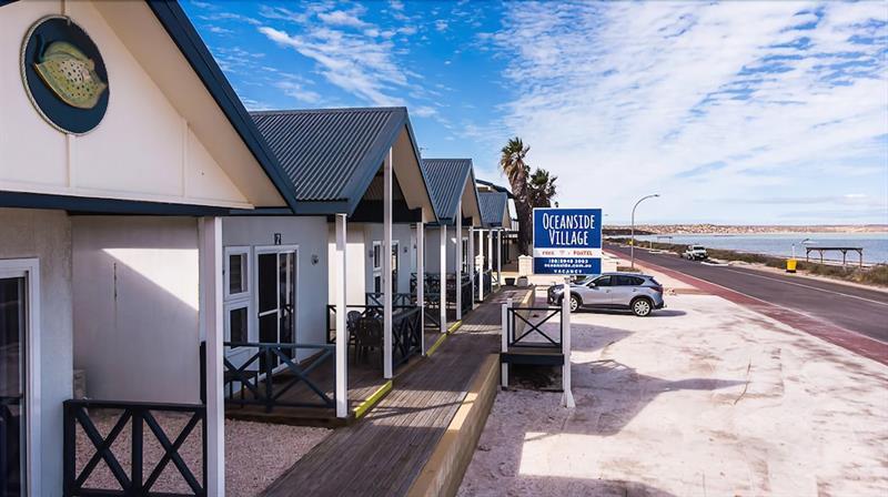 Oceanside Village Денем Екстер'єр фото