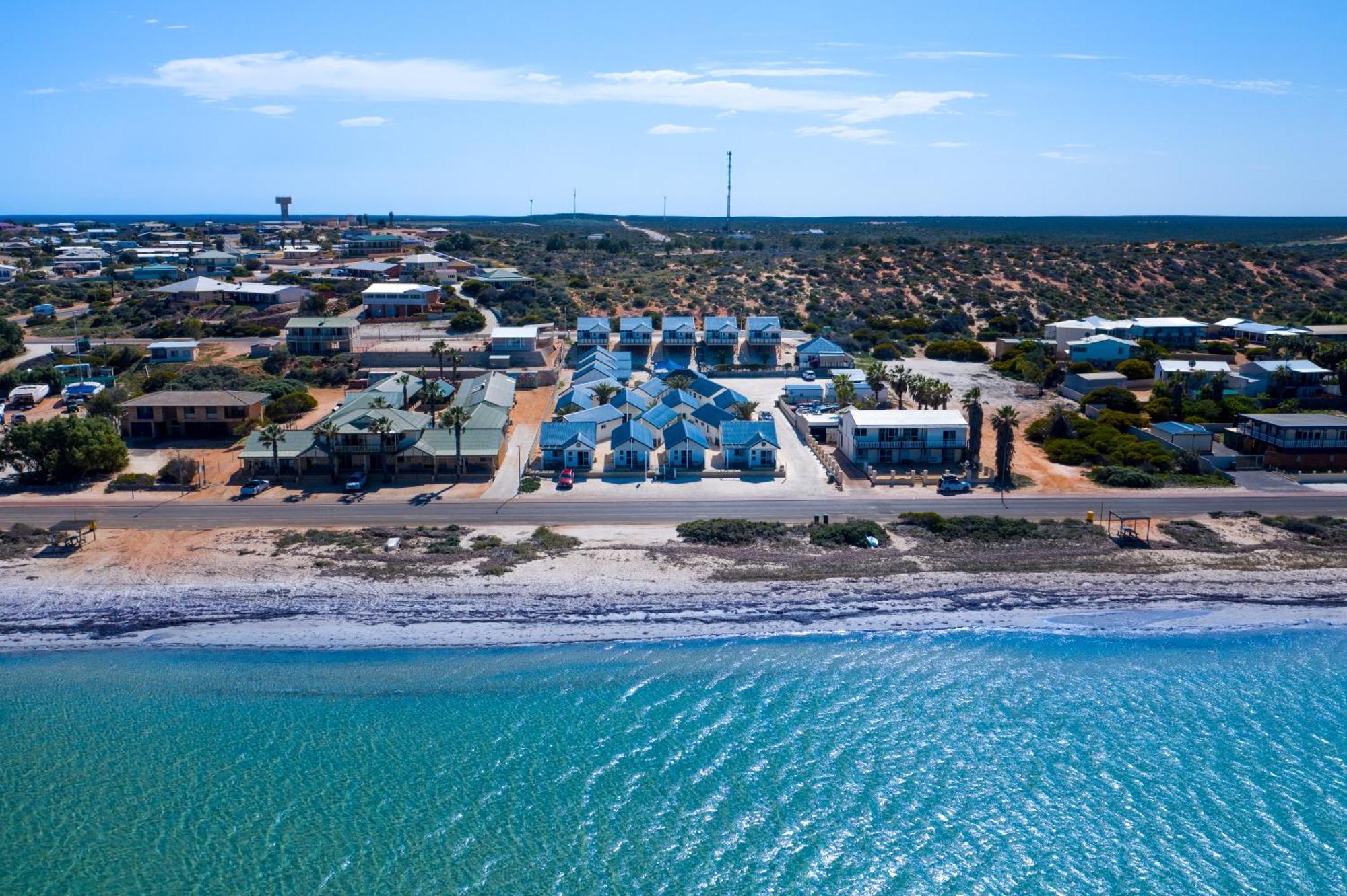 Oceanside Village Денем Екстер'єр фото