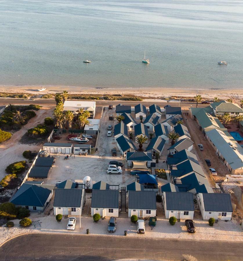 Oceanside Village Денем Екстер'єр фото